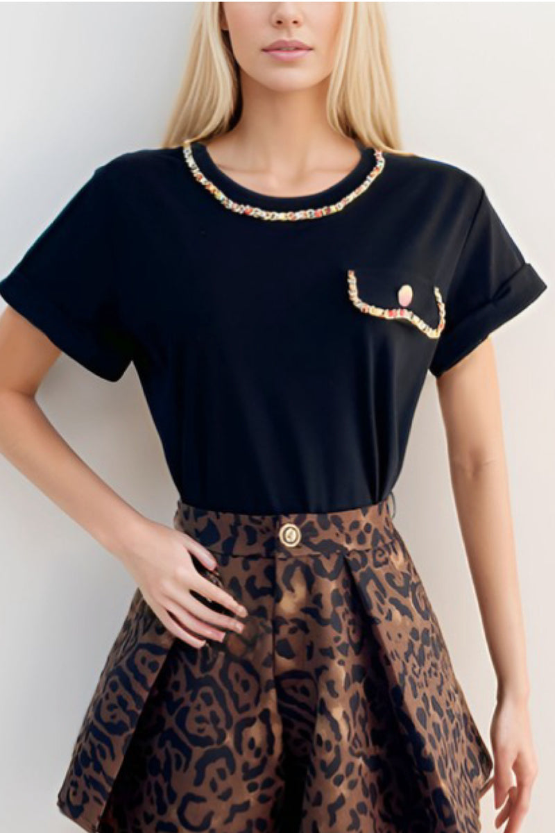BASIC BUT CHIC TSHIRT