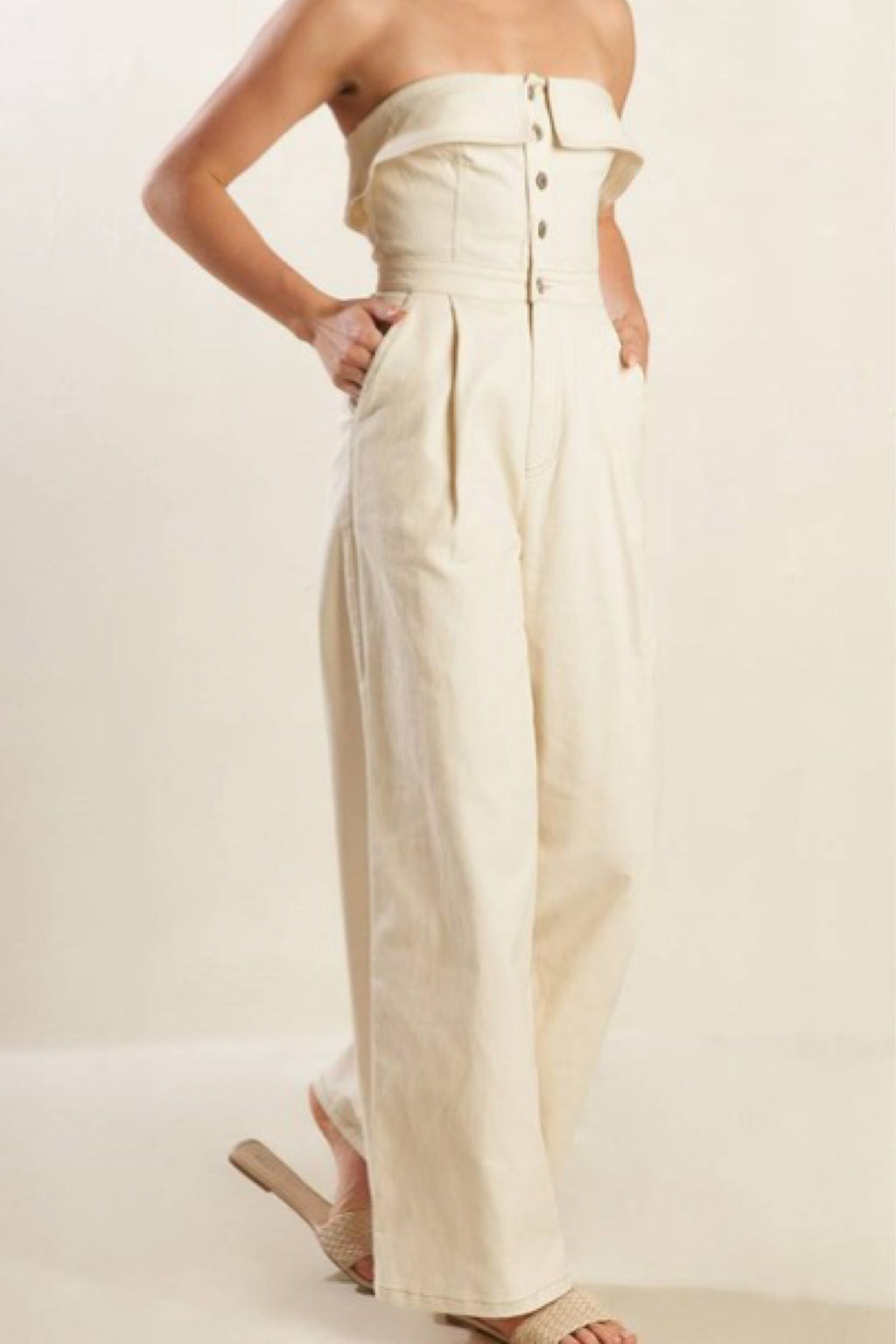 MY STRAPLESS FAV JUMPSUIT