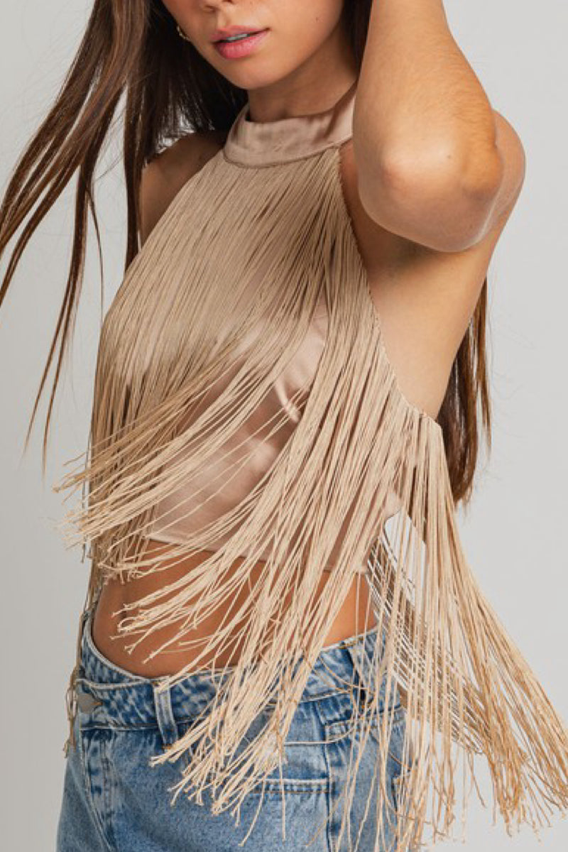 HALTER CROP FRINGE TOP