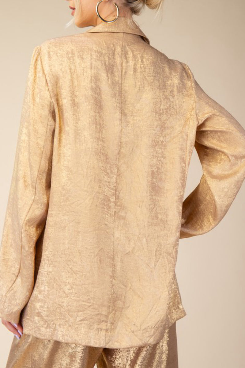 THE OVERSIZE GOLD BLAZER