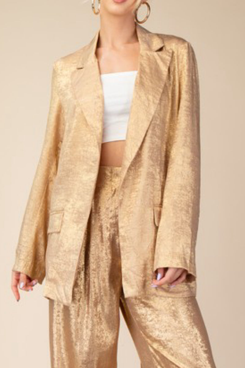 THE OVERSIZE GOLD BLAZER