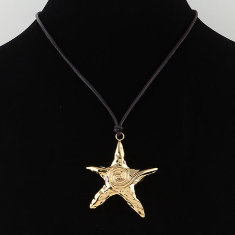 HAMMERED STARFISH NECKLACE