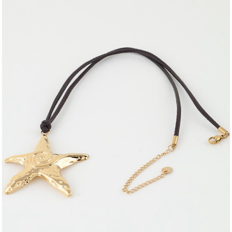 HAMMERED STARFISH NECKLACE