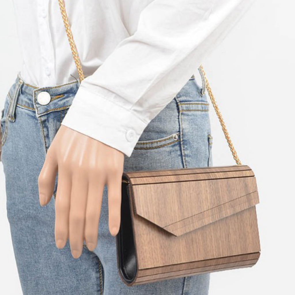 WOODEN LIKE CLUTCH
