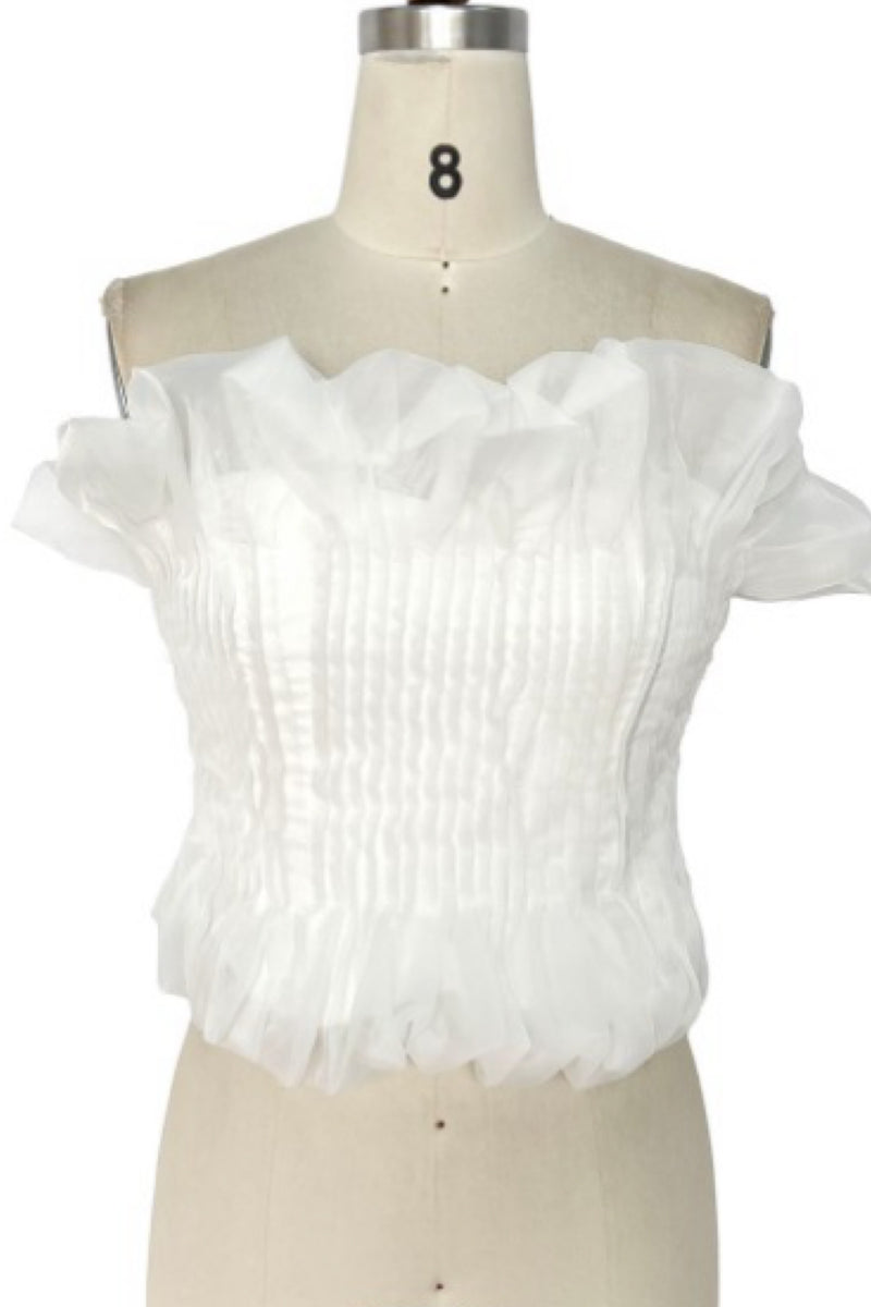 STRAPLESS PLEATED TOP