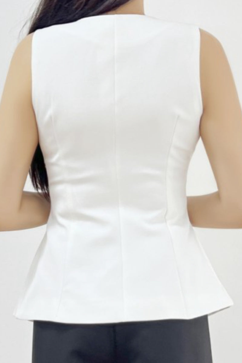 VEST TOP WITH FLOWER BUTTONS