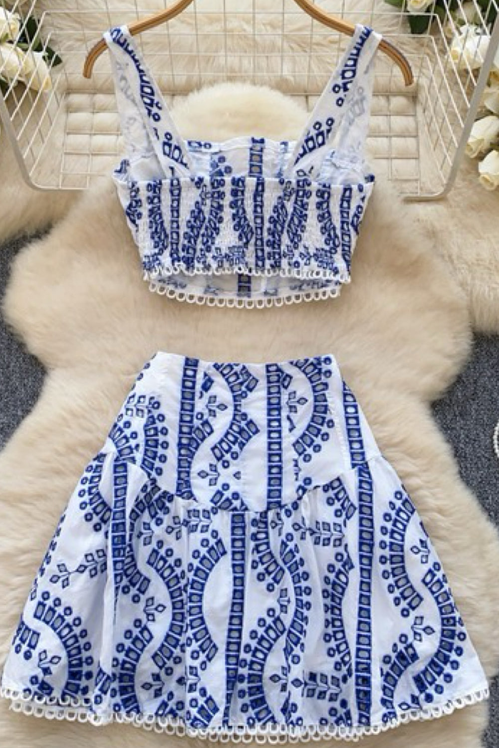 BLUE & WHITE