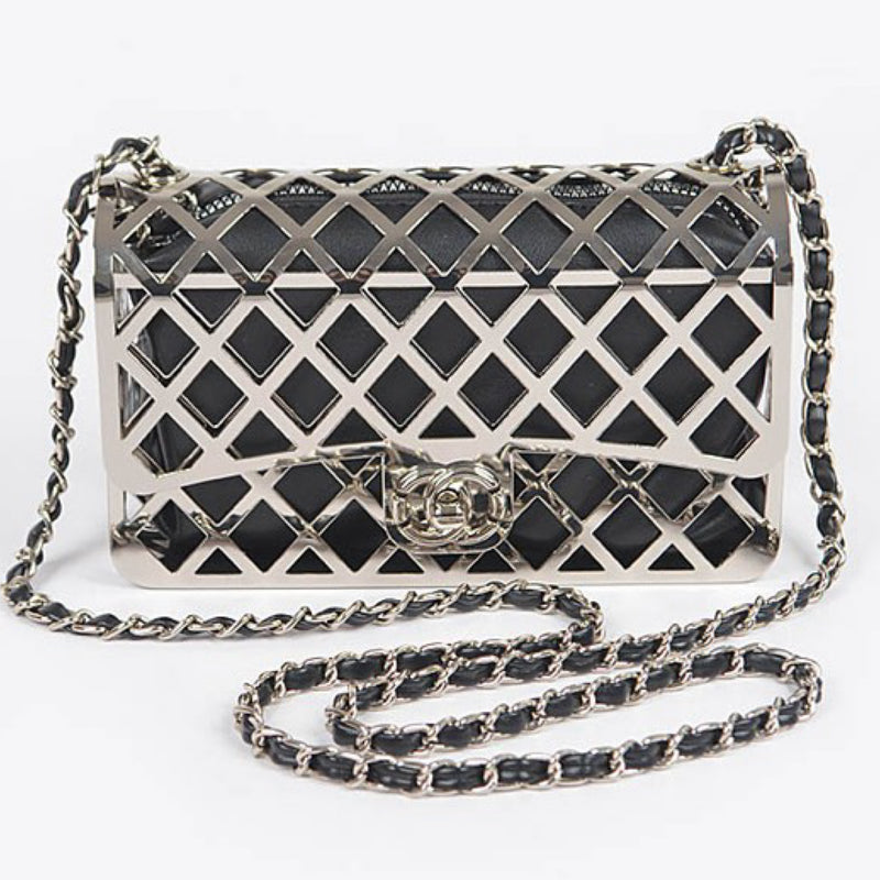 CAGE POUCH CLUTCH