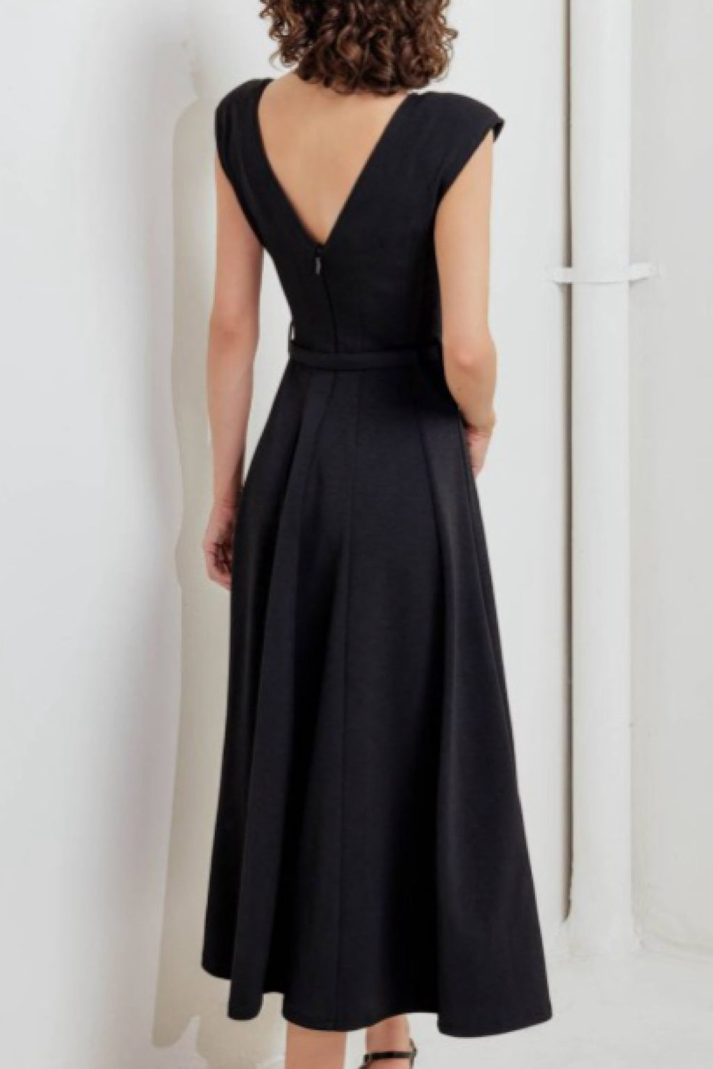 BLACK BEAUTY DRESS