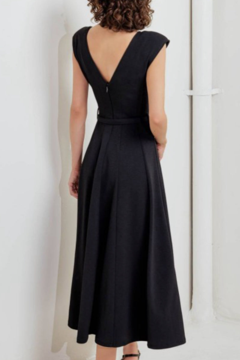 BLACK BEAUTY DRESS