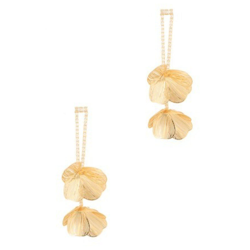 DELICATE FLOWER EARRINGS