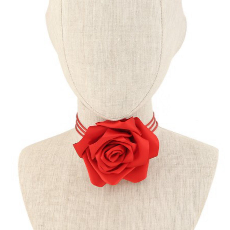 LARGE FLOWER CHOKER