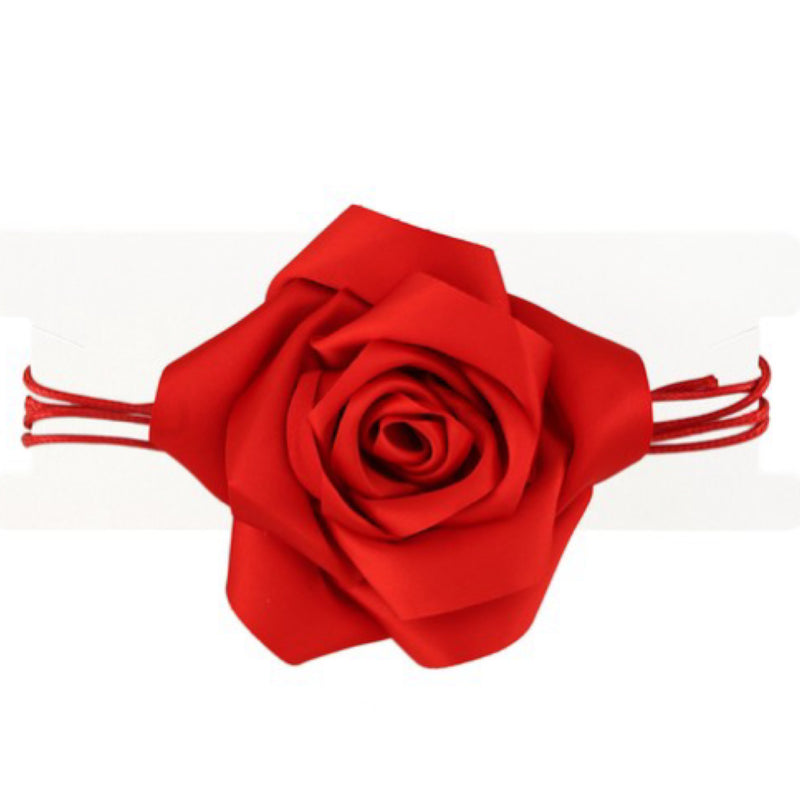 LARGE FLOWER CHOKER