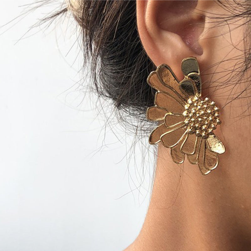 FLOWER PETALS EARRINGS