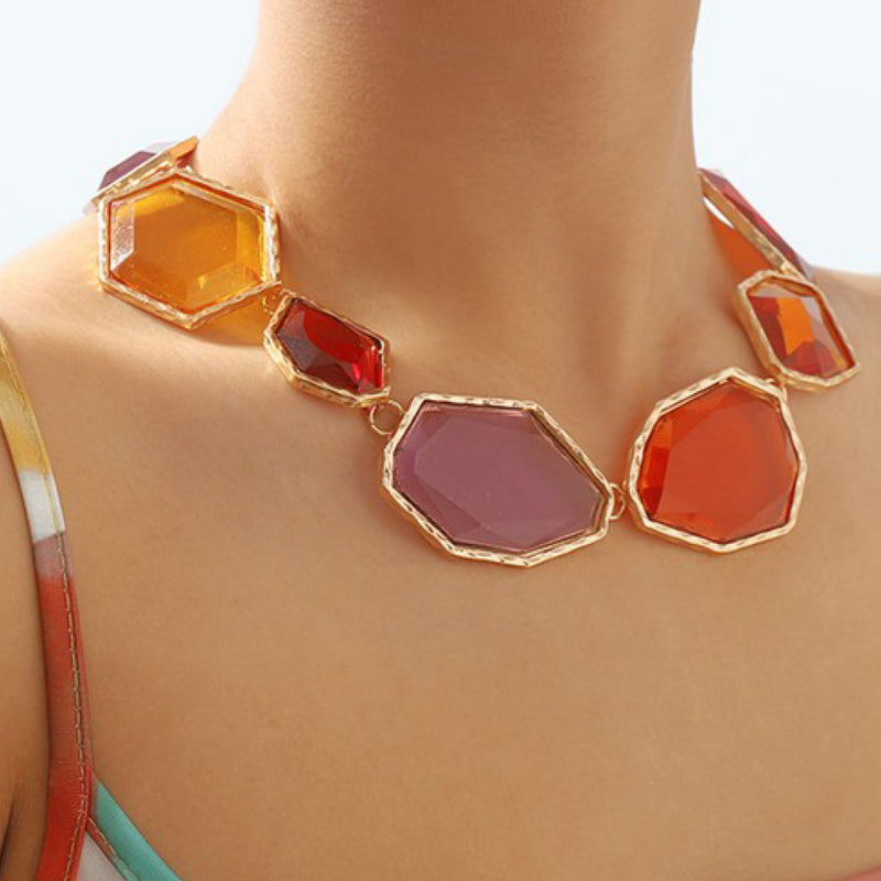 GEOMETRIC RESIN STATEMENT NECKLACE