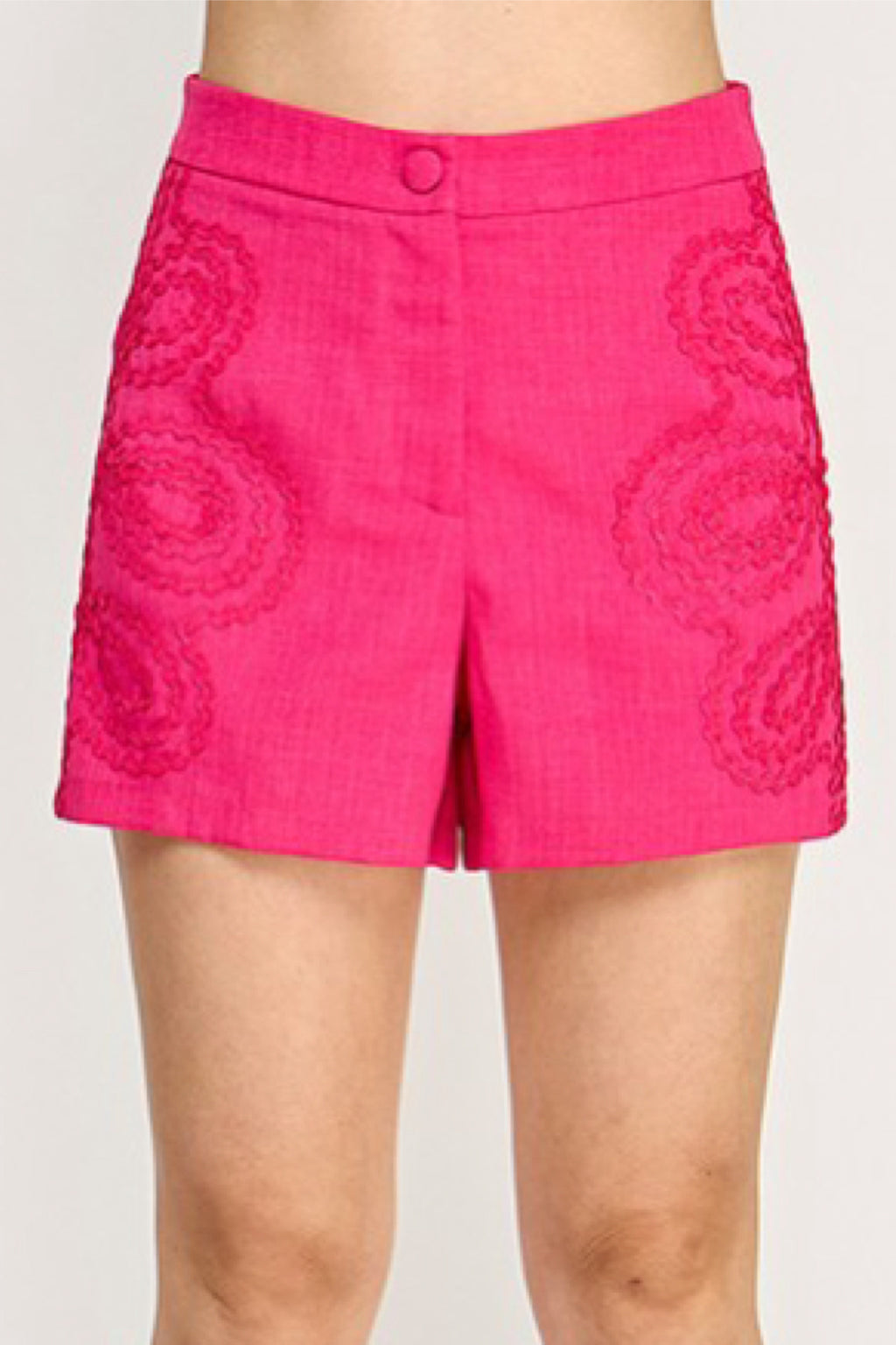 FLOWER ON SHORTS