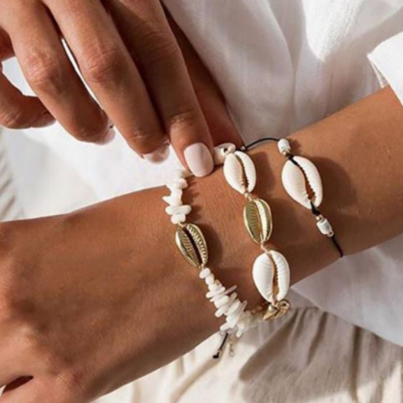 BEACH SHELL BRACELET