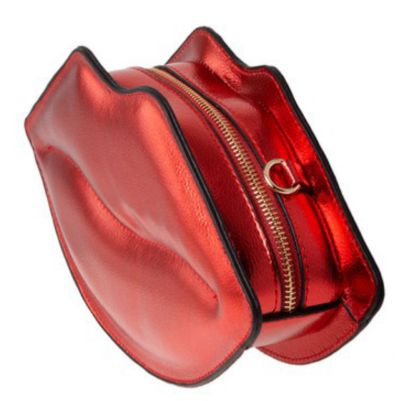 METALIC LIPS CLUTCH